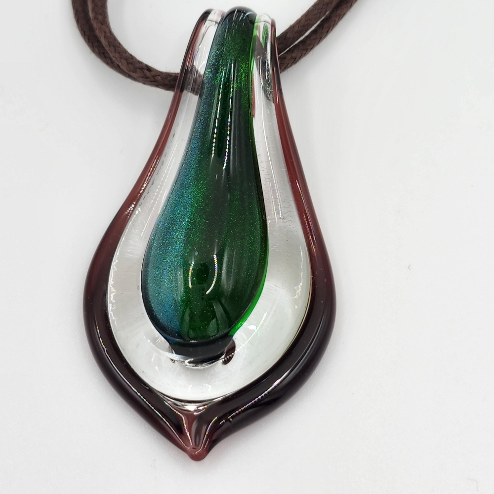 Glass Pendant Necklace Green Brown